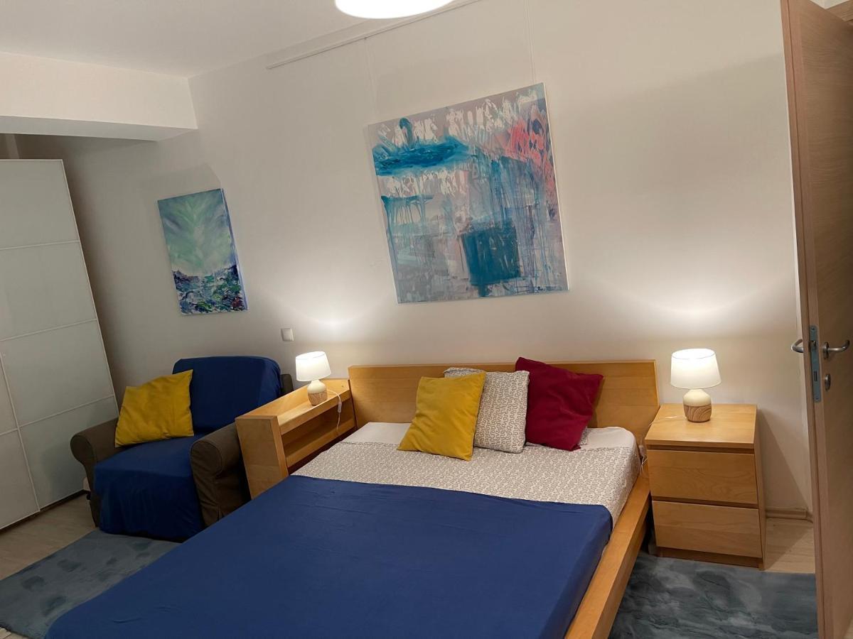 Apartment Happiness By Nicole Jutka, Visual Artist Olimp Zewnętrze zdjęcie